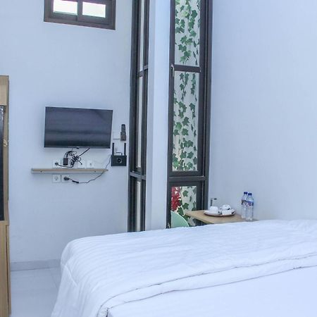 Laswi Syariah Guest House Bandung Zewnętrze zdjęcie