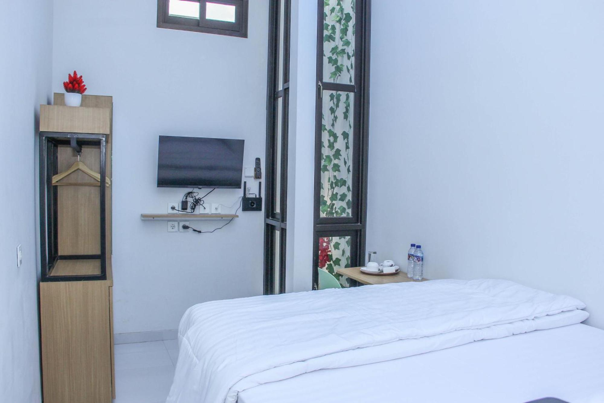 Laswi Syariah Guest House Bandung Zewnętrze zdjęcie