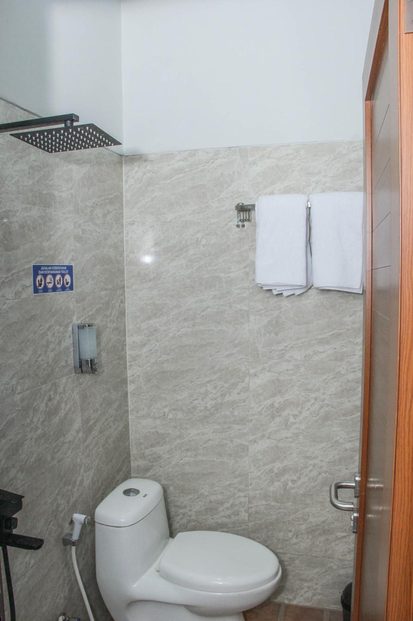 Laswi Syariah Guest House Bandung Zewnętrze zdjęcie